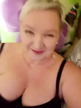 Snapshot of ForgetMeNot50 chatting on 03-14-25, 11:00 ForgetMeNot50 online show from 03-14-25, 11:00