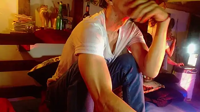 laye19 online show from 04-22-26, 12:02