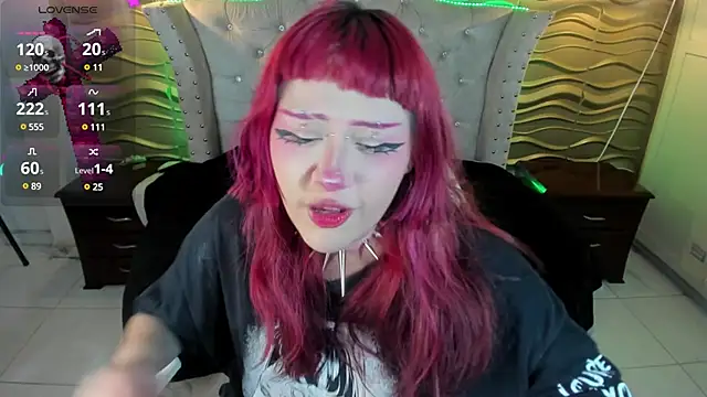 Snapshot of toky_doll chatting on 02-05-25, 09:07 toky doll online show from 02-05-25, 09:07