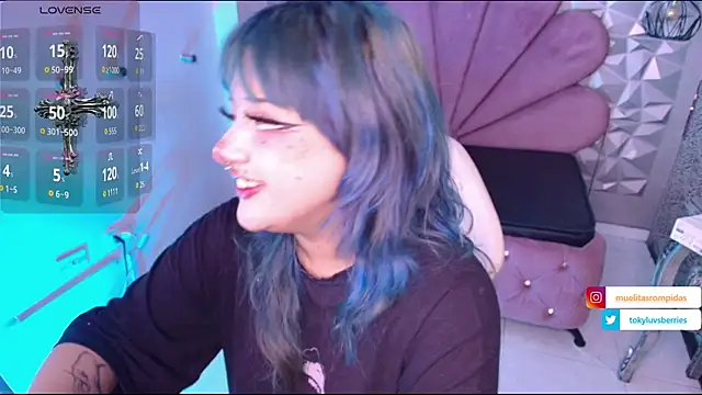 toky doll online show from 11-12-25, 08:41