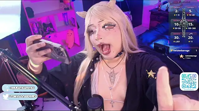 toky doll online show from 08-06-26, 06:43