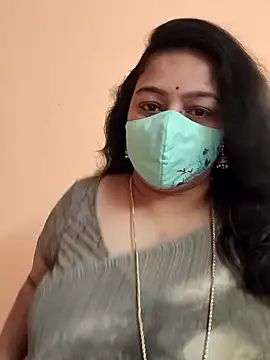 neelu-hoty online show from 03-11-25, 06:21