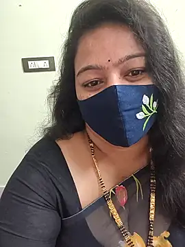 neelu-hoty online show from 02-18-26, 09:49