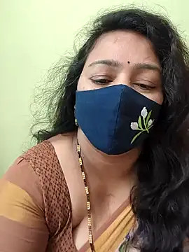 neelu-hoty online show from 04-28-26, 08:41