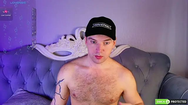 ArthurWhitee online show from 04-21-26, 08:20