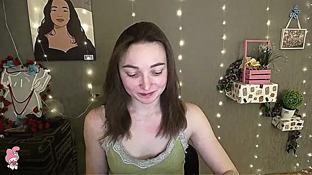  Barbie Kiss  online show from 02-08-25, 09:24