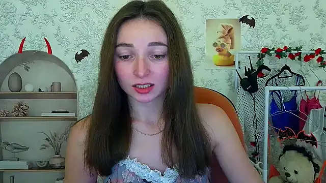  Barbie Kiss  online show from 10-26-25, 03:18