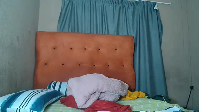 tinagiant online show from 04-23-26, 03:14