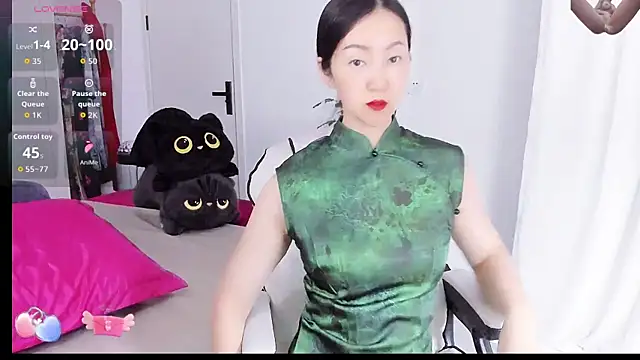 paopao-a online show from 12-19-25, 01:12