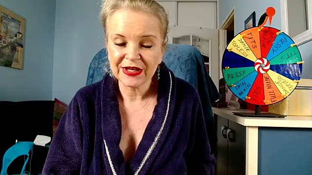 sexyjennyeu online show from 12-18-24, 12:18