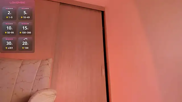 CoralineKam1 online show from 11-06-25, 08:10