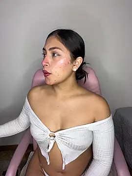  Danaa online show from 03-21-25, 07:13