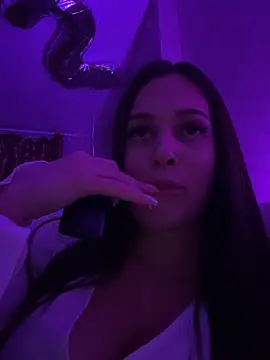 Snapshot of EricaWalls chatting on 12-13-24, 10:02 EricaWalls online show from 12-13-24, 10:02