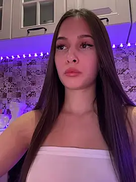 Snapshot of EricaWalls chatting on 12-27-24, 01:00 EricaWalls online show from 12-27-24, 01:00