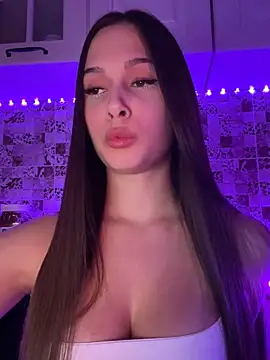 Snapshot of EricaWalls chatting on 01-17-25, 03:55 EricaWalls online show from 01-17-25, 03:55