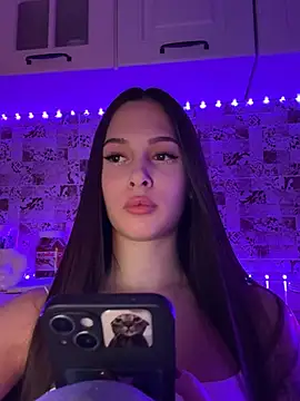 Snapshot of EricaWalls chatting on 01-26-25, 11:29 EricaWalls online show from 01-26-25, 11:29