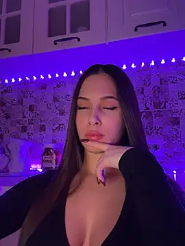 Snapshot of EricaWalls chatting on 01-31-25, 09:48 EricaWalls online show from 01-31-25, 09:48