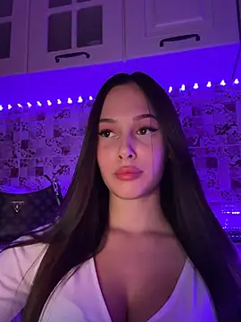 Snapshot of EricaWalls chatting on 02-03-25, 03:20 EricaWalls online show from 02-03-25, 03:20