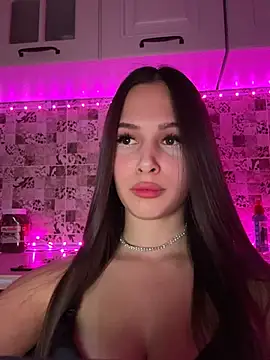 Snapshot of EricaWalls chatting on 02-14-25, 07:23 EricaWalls online show from 02-14-25, 07:23