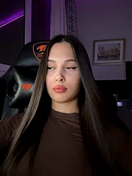 Snapshot of EricaWalls chatting on 11-26-25, 09:05 EricaWalls online show from 11-26-25, 09:05