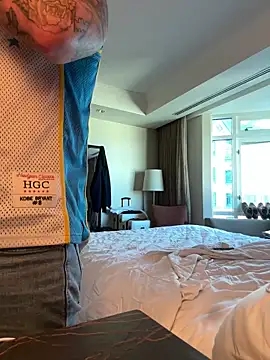 Snapshot of PeytonJohnn chatting on 10-05-25, 07:34 PeytonJohnn online show from 10-05-25, 07:34