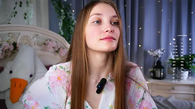 MonaEldon online show from 04-30-26, 02:07