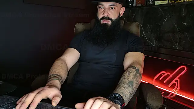 Snapshot of axxelrich_ chatting on 02-11-26, 05:01 axxelrich online show from 02-11-26, 05:01