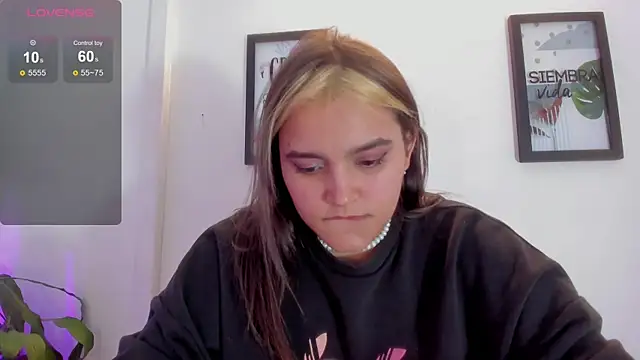 katy giil online show from 02-27-25, 09:47