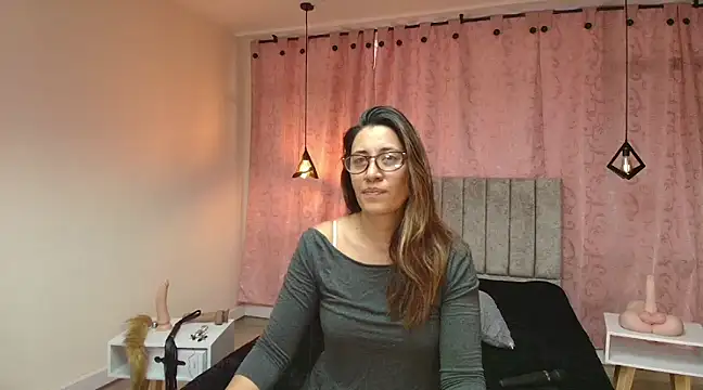 VioletaScott  online show from 02-13-25, 12:43