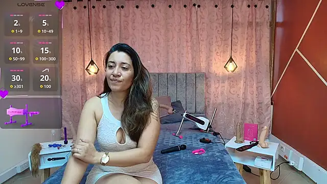 VioletaScott  online show from 11-04-25, 02:27