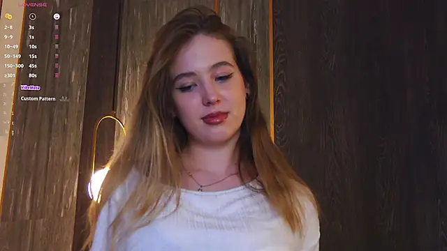 LoraineLuff online show from 02-09-25, 02:50