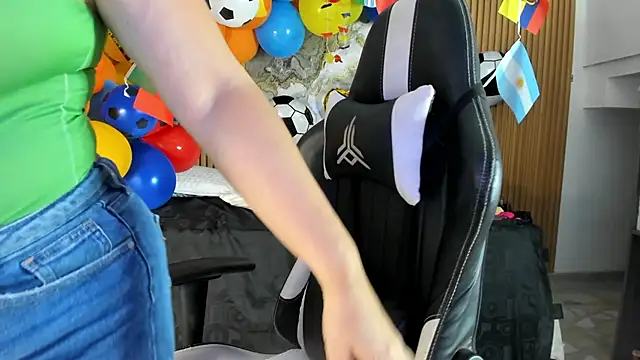 Danna topless online show from 06-29-26, 12:27
