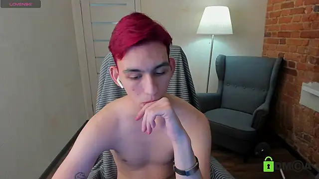 Ul Tima online show from 12-30-24, 01:15