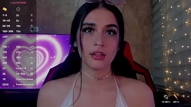 Charlotte greys online show from 02-07-25, 02:08