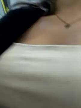 Snapshot of rachellboom chatting on 06-16-26, 10:01 rachellboom online show from 06-16-26, 10:01