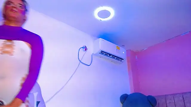 vanessa nauthygirls online show from 04-27-26, 07:34