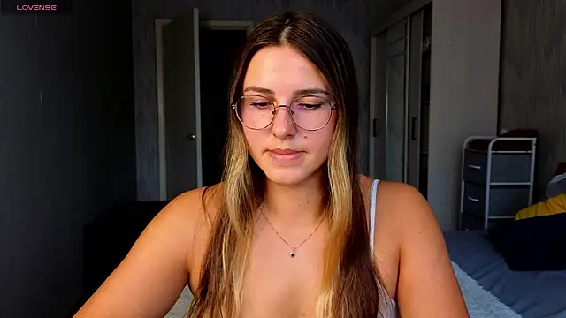 sophia euphoriaa online show from 07-20-26, 09:01