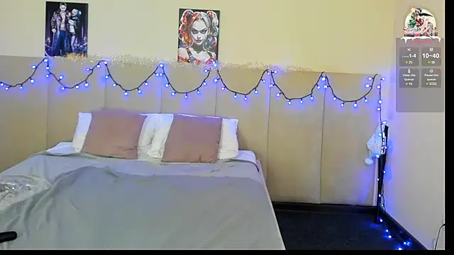 Snapshot of MuscleXXXBarbie chatting on 12-31-24, 11:28 MuscleXXXBarbie online show from 12-31-24, 11:28