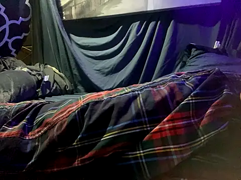 BigMac1596 online show from 09-09-25, 03:17