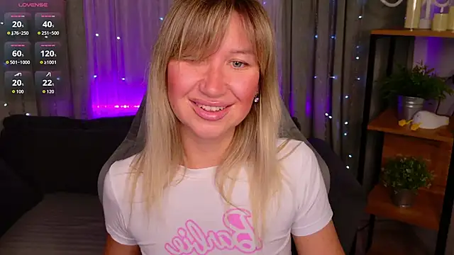 MilaBott online show from 04-06-26, 07:48