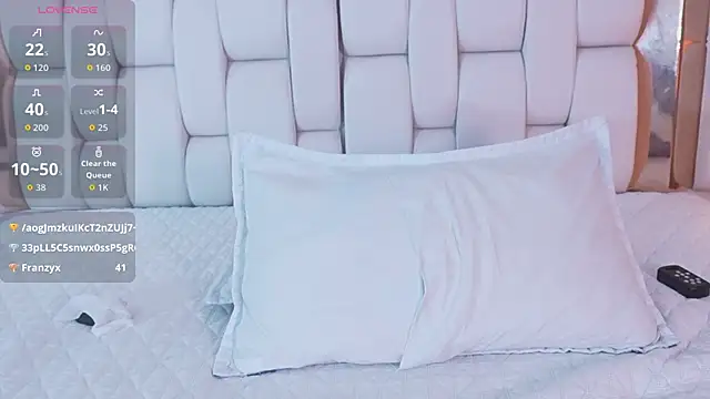 Beautifulskinny18 online show from 04-16-26, 09:39