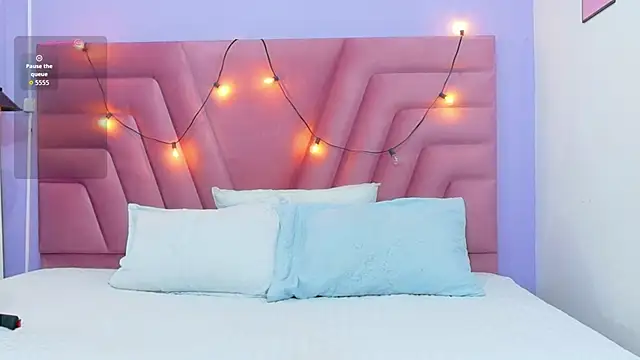 Beautifulskinny18 online show from 04-25-26, 07:55