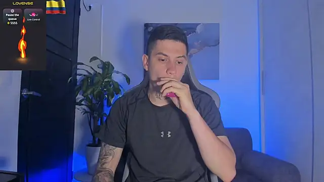 Yeiko Romero  online show from 11-05-25, 08:20