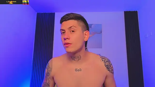 Snapshot of Yeiko_Romero_ chatting on 07-14-26, 05:18 Yeiko Romero online show from 07-14-26, 05:18