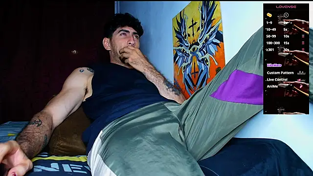 Thomass00 online show from 11-26-25, 11:17