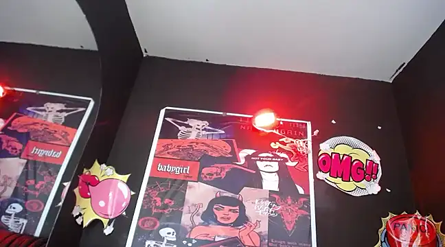 Snapshot of TIFFANYYSTAR chatting on 01-14-25, 05:01 TIFFANYYSTAR online show from 01-14-25, 05:01