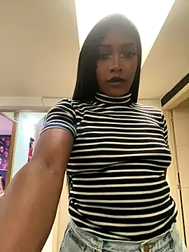 Snapshot of TIFFANYYSTAR chatting on 12-02-25, 03:07 TIFFANYYSTAR online show from 12-02-25, 03:07