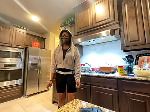 wynterheat online show from 12-15-25, 03:55