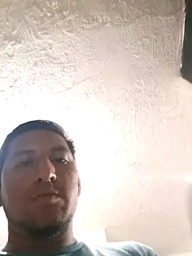 littleboyhot95 online show from 10-03-25, 12:29