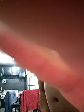 littleboyhot95 online show from 10-04-25, 11:47